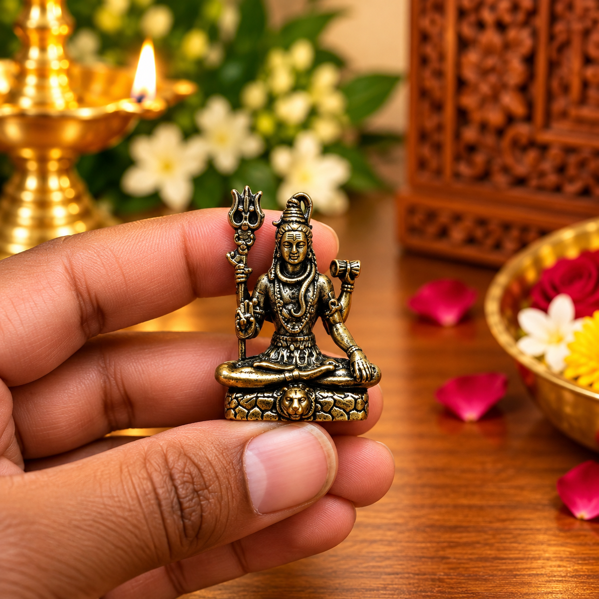 Antique-finish brass Lord Shiva meditation idol front view